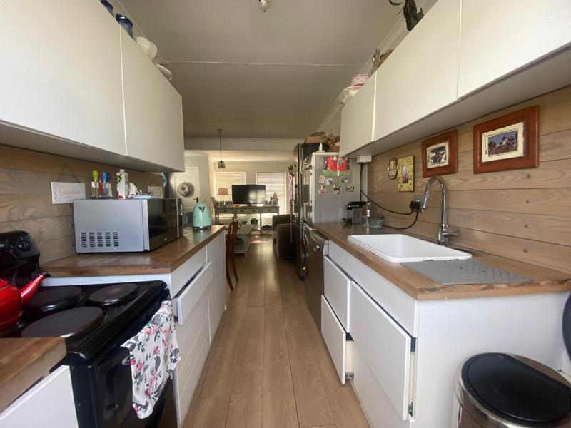 2 Bedroom Property for Sale in Goedemoed Western Cape
